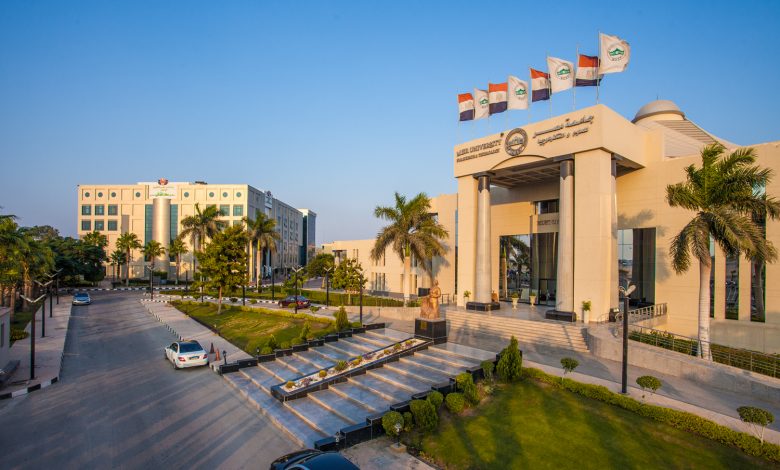 برامج مزدوجة وشهادات أجنبية.. اختيارات جديدة أمام الطلاب القادمين من الخليج 1 جامعة مصر