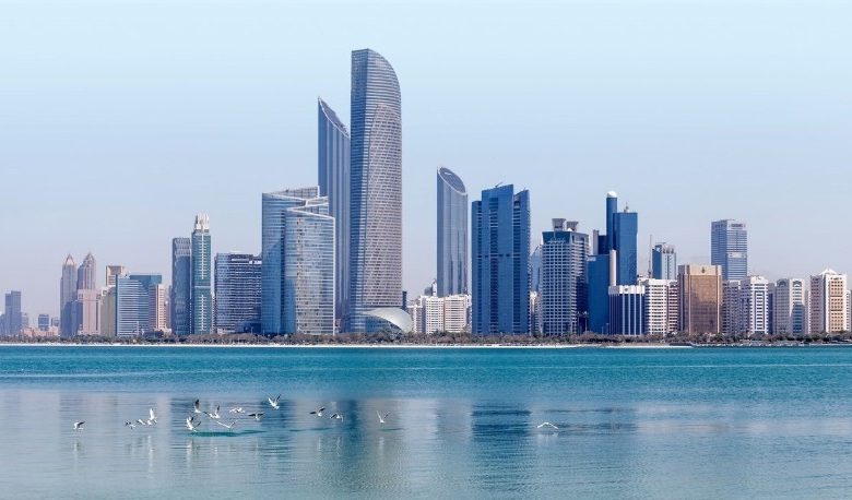 طقس الإمارات اليوم.. أجواء مستقرة مع غيوم جزئية ورطوبة ليلًا 1 طقس 1