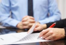 إشعار عدم تجديد عقد العمل في السعودية.. متى يُقدَّم وما تأثيره على حقوق الموظف؟ 3 عععع