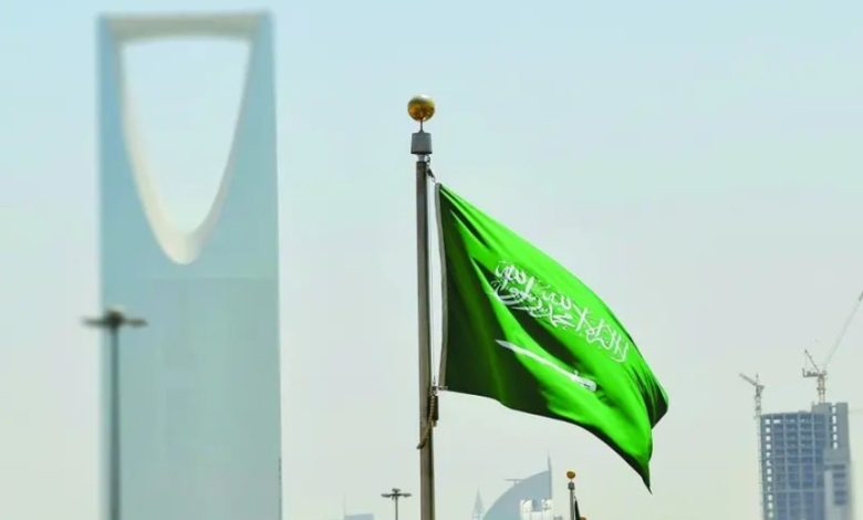 8 قرارات تهم المصريين العاملين في السعودية خلال يوليو 2026.. أبرز تحديثات العمل والإقامة 1 علم 5