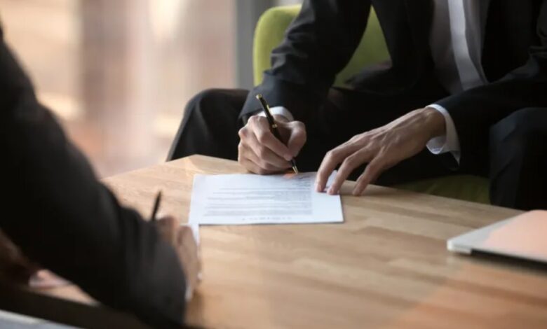 هل تبلغ بعدم تجديد عقد «قوى» أم تتركه يتجدد؟.. الحل الأفضل لحفظ مستحقات نهاية الخدمة 1 قوى 2
