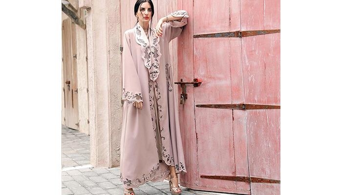الملابس المحتشمة في الإمارات والسعودية 2026