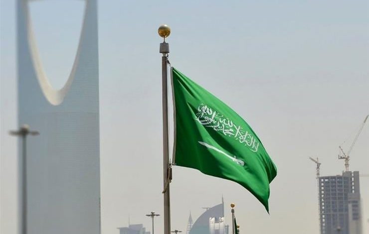 الفرق بين الاستقدام والإقامة في السعودية للمعلمات