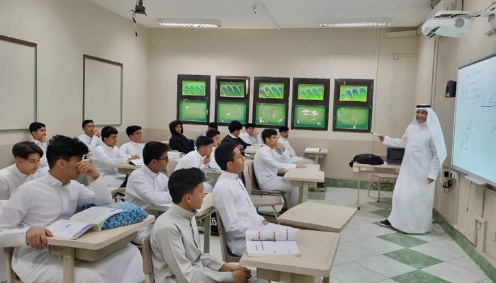 عودة 1.4 مليون طالب اليوم.. انطلاق الدراسة في مكة وجدة والطائف والمدينة 2 انطلاق الدراسة في مكة وجدة والطائف والمدينة