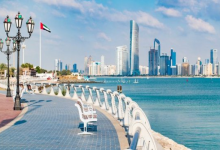 حقيقة إلغاء الإقامات بالذكاء الاصطناعي في الإمارات.. وهل يجب الانتظار شهرًا قبل طلب زيارة؟ 2 طقس الإمارات اليوم