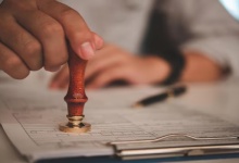 هل يمكن للأبناء العودة إلى السعودية بعد انتهاء تأشيرة الخروج والعودة دون مشكلة