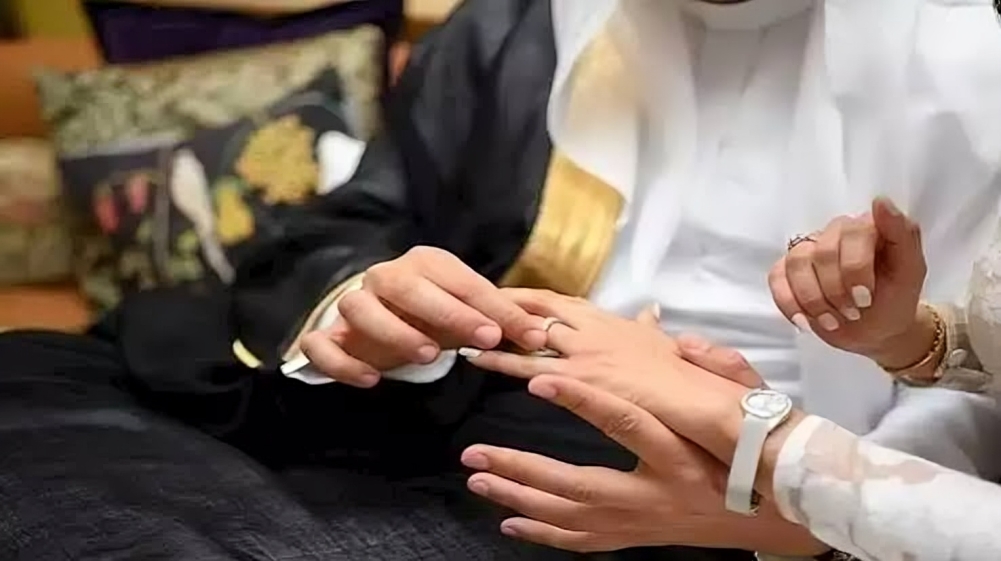 الزواج من سعودي بفارق عمر كبير.. تجارب المقيمين ونصائح للتأقلم مع الحياة في السعودية 2 الزواج من سعودي بفارق عمر كبير