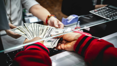 كيف تحسب قيمة تحويلاتك من سلطنة عُمان