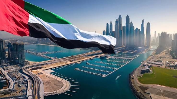 استضافة الوالدين في الإمارات