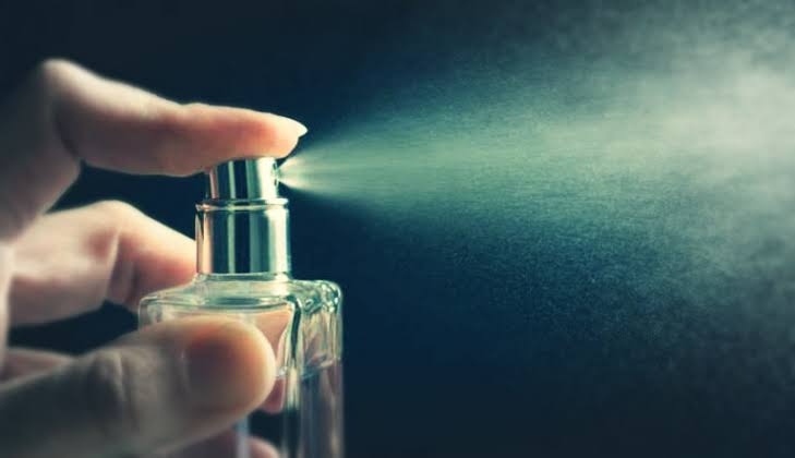 شراء العطور من دبي أم السعودية؟ دليل المصريين لاختيار العطر الأصلي في الخليج 2 شراء العطور من دبي أم السعودية