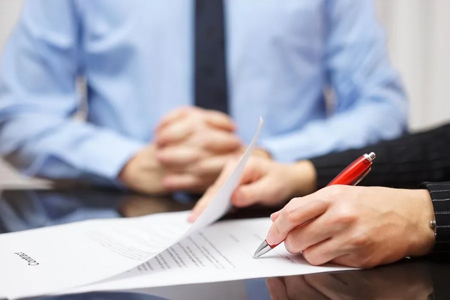 الفرق بين الاستقدام والإقامة في السعودية للمعلمات.. شروط عقد العمل والإجراءات 2 الفرق بين الاستقدام والإقامة في السعودية للمعلمات