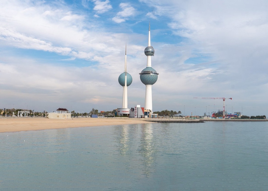 طقس الكويت اليوم الأحد.. 49 درجة ورطوبة مرتفعة وفرصة لرذاذ على بعض المناطق 2 طقس الكويت اليوم