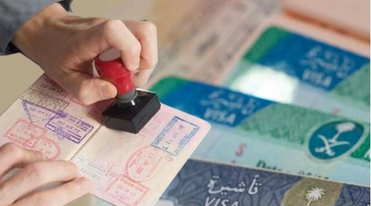 الزيارة العائلية السعودية.. سفرة واحدة أم متعددة وما مدة التمديد؟ 2 تأشيرة 9