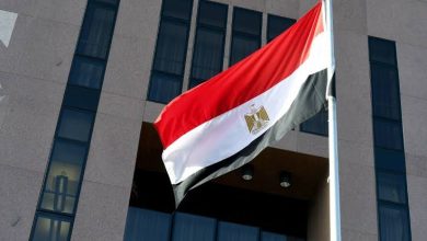 تحذير للمصريين المسافرين إلى سلطنة عُمان.. لا تحويل للتأشيرة السياحية إلى عمل وغرامات تصل إلى 500 ريال 6 تحذير للمصريين المسافرين إلى سلطنة عُمان