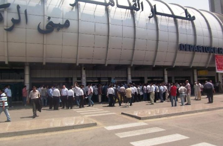 للمصريين بالخليج.. قرار جديد يرفع حد الإعفاء الجمركي عند العودة إلى مصر 1 حد الإعفاء الجمركي