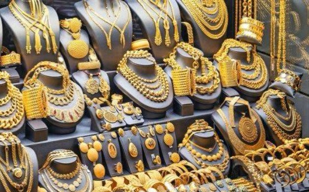 أسعار الذهب اليوم في مصر والخليج.. أين يشتري المصريون الذهب بأفضل سعر؟ 1 ذهب 1 4