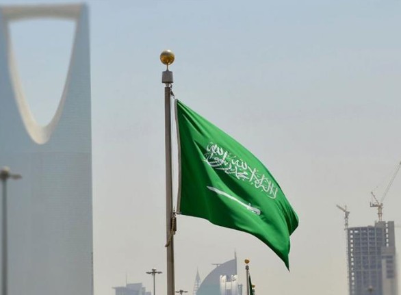 غرامة تأخير تجديد الإقامة في السعودية.. 500 ريال أول مرة والإبعاد عند التكرار 2 سعودية 1