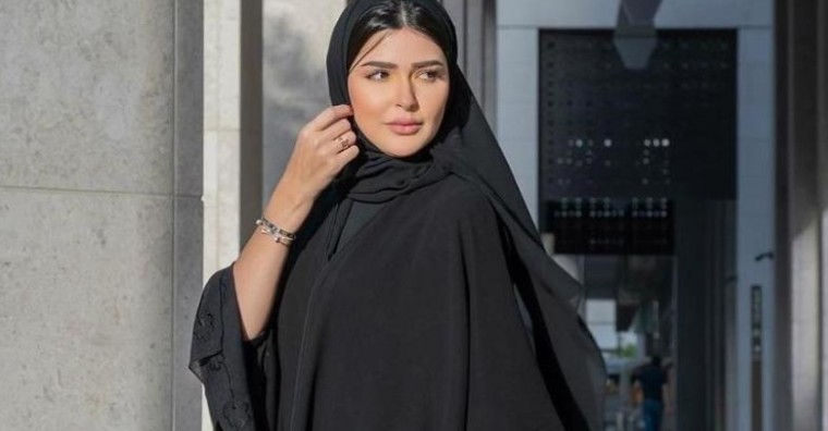 عباية العمل في الخليج 2026.. 7 نصائح لاختيار الخامة والقصة المناسبة 1 عععع