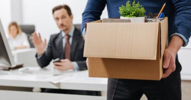 انتهى العقد وباقي مستحقاتك.. خطوات تحصيل مكافأة نهاية الخدمة في الخليج 2 عقد 2