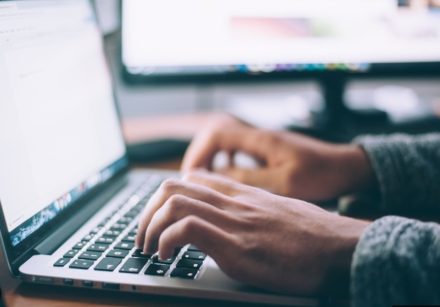 خطوات كتابة عنوان السكن في «إنجاز».. هل يُكتب عنوان مكة أم المدون في مستند التأشيرة؟ 1 عنوان