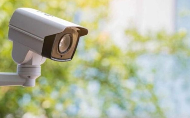 قرار جديد للمعاهد الأهلية في العراق.. كاميرات مراقبة في القاعات والمداخل 1 كاميرا