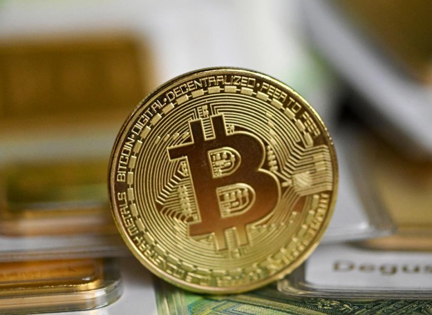 سعر البيتكوين اليوم في الإمارات.. آخر تحركات العملة الرقمية 2 كوين 2