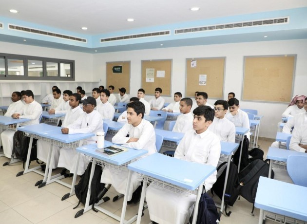 التقويم الدراسي في السعودية 1448.. متى أول إجازة بعد عودة الطلاب؟ 2 مدرسة