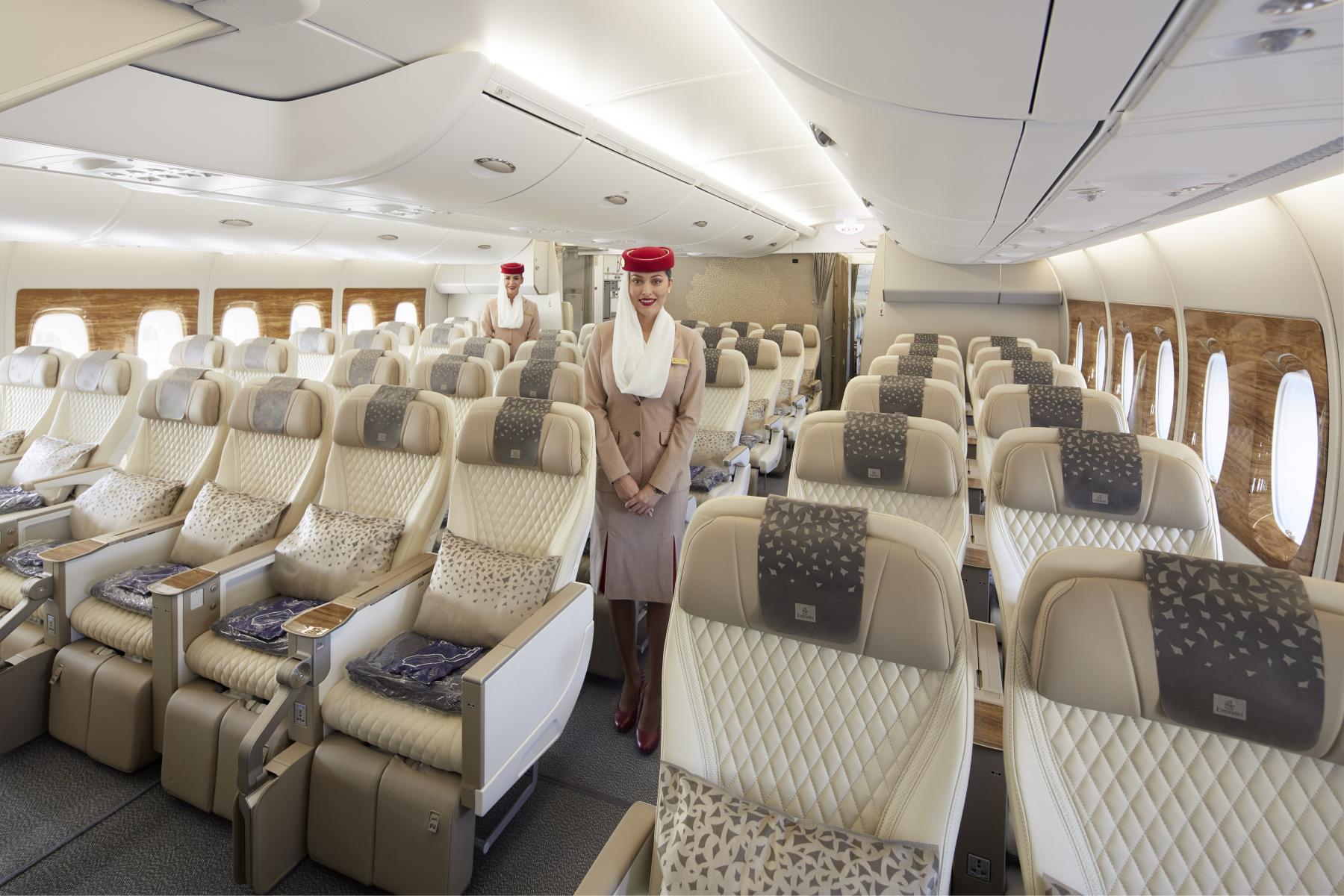 طيران الإمارات.. أحدث العروض والخدمات وخطوط التشغيل الجديدة 4 1920 premiumeconomy
