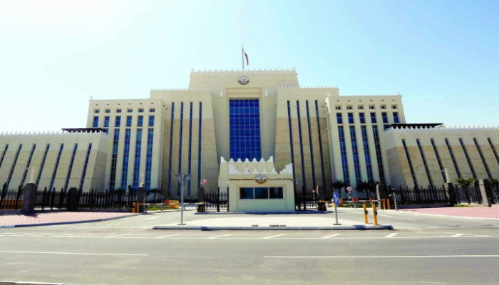 ضبط 3 أشخاص يقدمون خدمات طبية وتجميلية دون ترخيص في قطر 2 ضبط 3 أشخاص يقدمون خدمات طبية وتجميلية دون ترخيص في قطر
