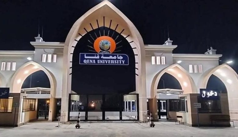 الكشف الطبي للطلاب الجدد بجامعة قنا