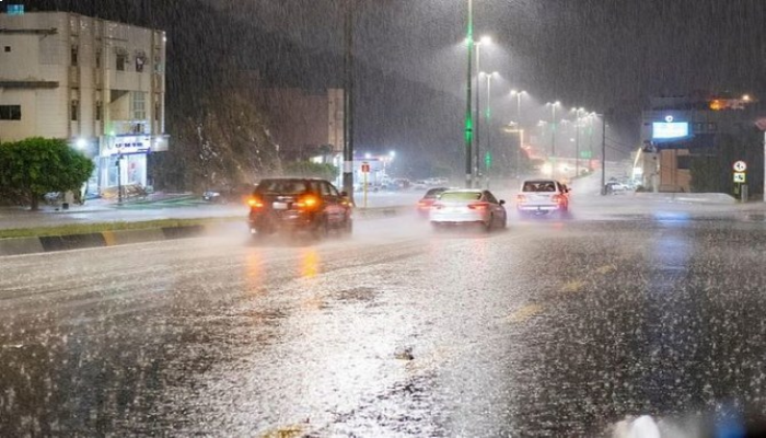 طقس السعودية اليوم.. أمطار رعدية غزيرة وسيول وبرد على عدة مناطق 2 طقس السعودية اليوم