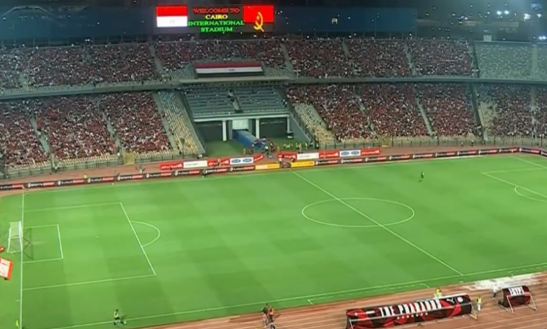 مصر وأنجولا بث مباشر الشوط الثاني.. الفراعنة يبحثون عن فك التكتل الدفاعي بعد التعادل في الـ45 دقيقة الأولى 1 898