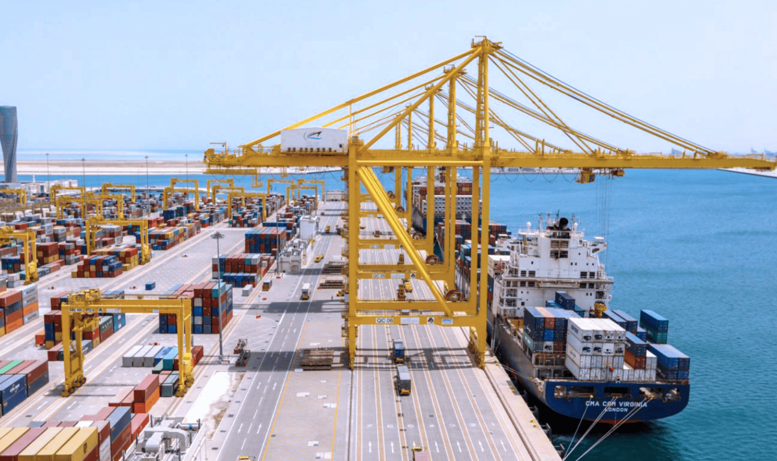 قطر الأولى إقليميا في سرعة معالجة واردات الشحن الجوي والبحري.. تفاصيل التصنيف الجديد 4 Hamad Port Capacity 6f8adc0d