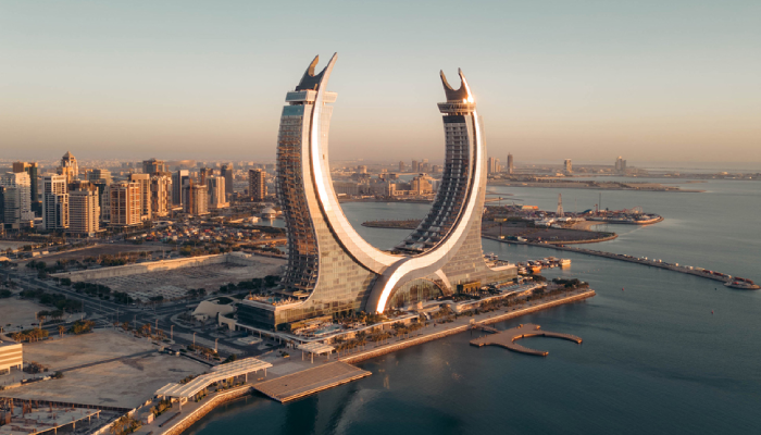 الإقامة الدائمة في قطر.. الشروط والفئات المؤهلة ومزايا بطاقة الإقامة للوافد وأسرته 1 مهلة المغادرة بعد إلغاء الإقامة في قطر