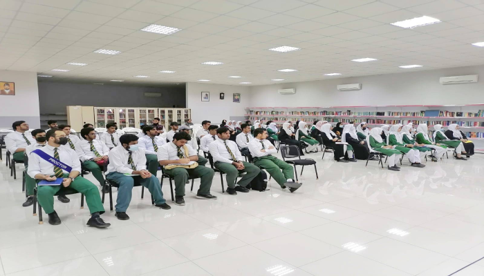 التعليم العُمانية تنجز أكثر من 12 ألف طلب نقل للطلاب