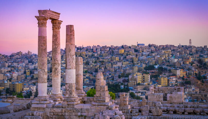 طقس الأردن اليوم.. انخفاض تدريجي للحرارة وموعد بدء الأجواء الخريفية 2 طقس الأردن اليوم الثلاثاء