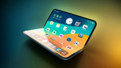 early users are stunned by the foldable iphone despite two worrying flaws