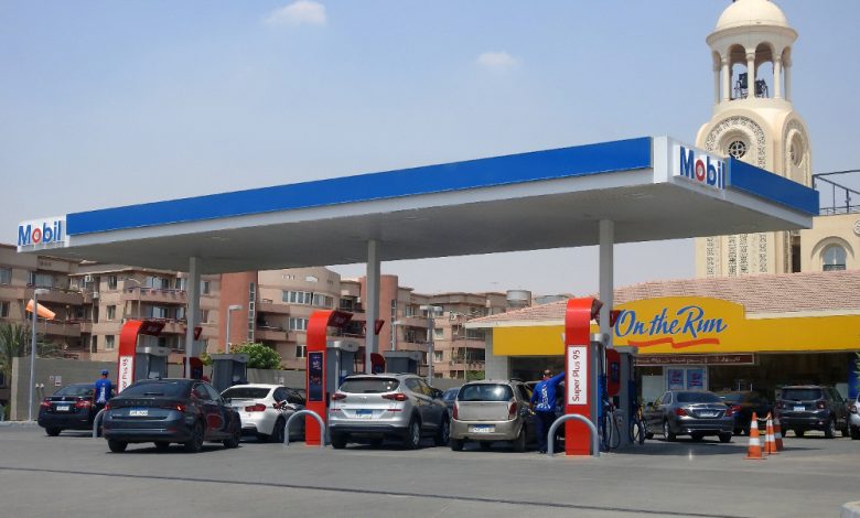 gas station egyptshutterstock 2169389561