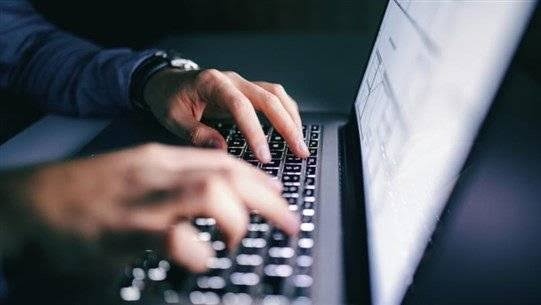نقل خدمات العامل الوافد في السعودية 2026