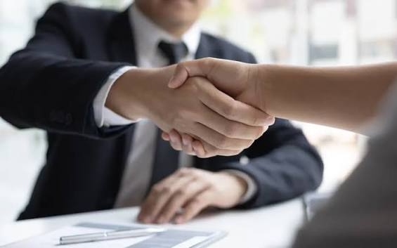 أكثر المهن طلبًا في الإمارات