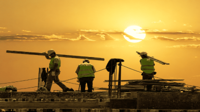 انتهاء حظر العمل وقت الظهيرة في الإمارات اليوم