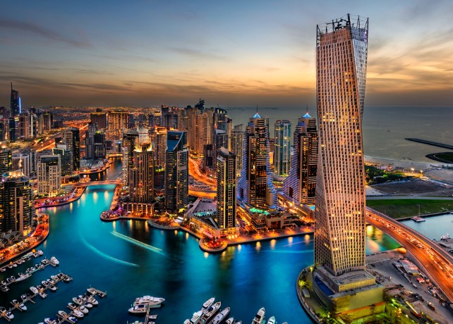 تأشيرة دبي لمدة 5 سنوات.. دخول متعدد دون كفيل وإقامة تصل إلى 90 يومًا 1 دبي