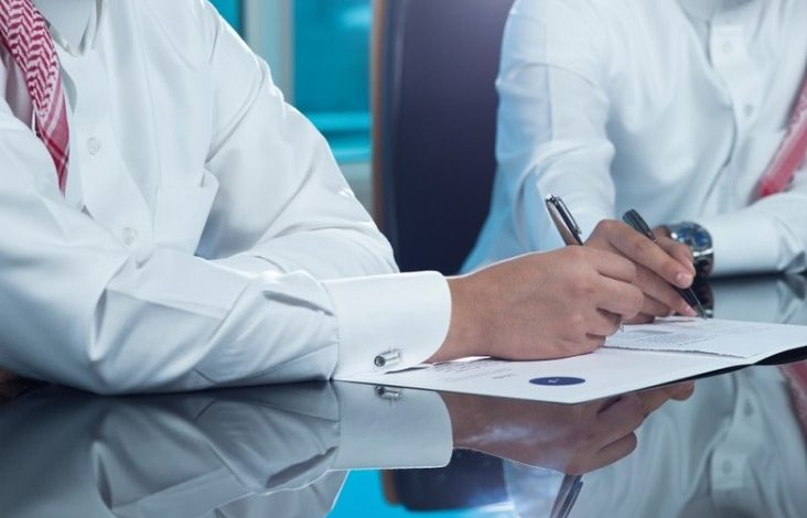 مستحقات العامل بعد الخروج النهائي من السعودية 2026.. الحقوق وموعد صرفها 1 عقد
