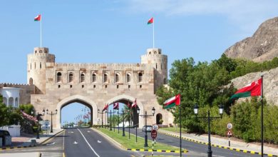 للمصريين في عُمان.. شروط ورسوم تجديد تصاريح العمل للوافدين 9 عمان 1 1