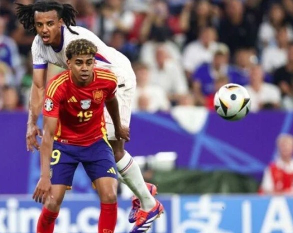 بث مباشر مباراة إنجلترا وإسبانيا اليوم.. 7 معلومات عن الموعد والقنوات في دوري الأمم الأوروبية 2 ممممم
