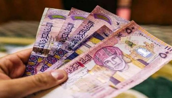 سعر الريال العماني مقابل الجنيه المصري غدًا