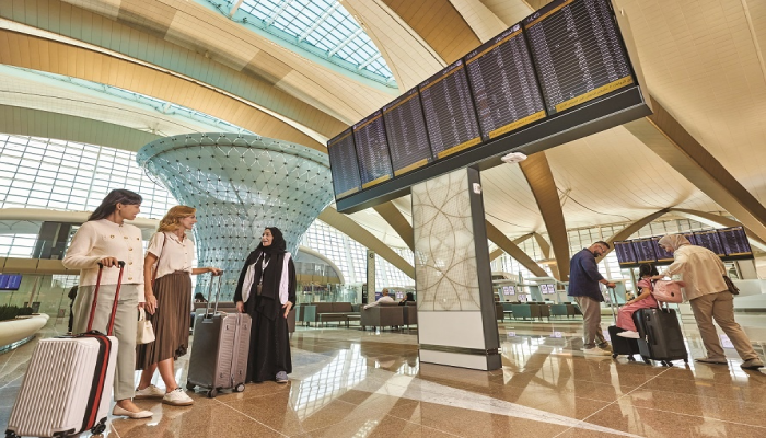كيفية تحديد يوم السفر لرحلة الرياض إلى القاهرة بعد منتصف الليل