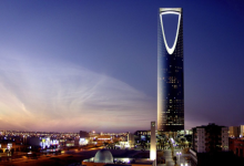 تجديد الإقامة في السعودية أثناء وجود العامل خارج المملكة.. ما الشروط والإجراءات؟ 4 تجديد الإقامة في السعودية أثناء وجود العامل خارج المملكة