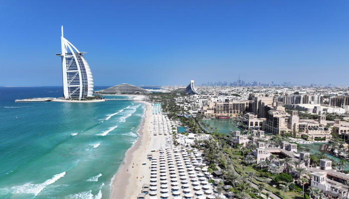 العمل في دبي والسكن في عجمان.. حساب الإيجار والمواصلات للأسرة المصرية 1 العمل في دبي والسكن في عجمان