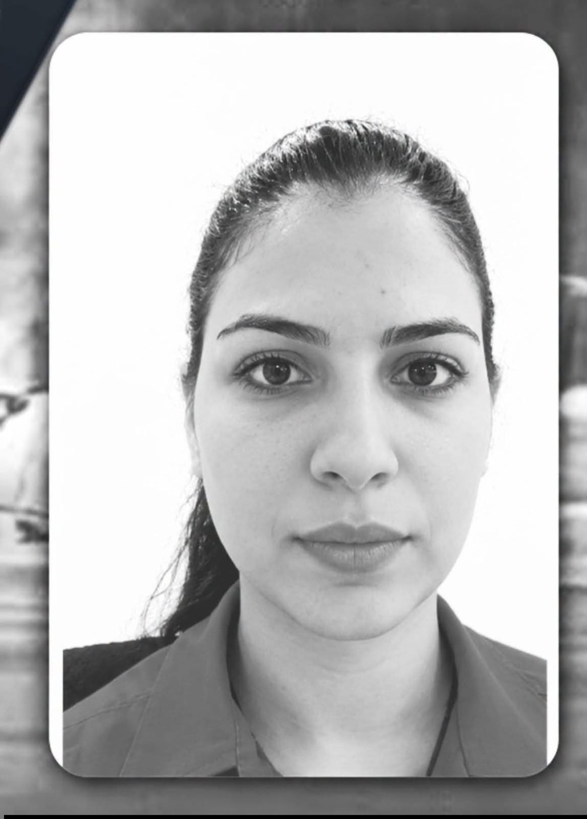 عزة رمزي شعبان مضيفة الطيران المصرية